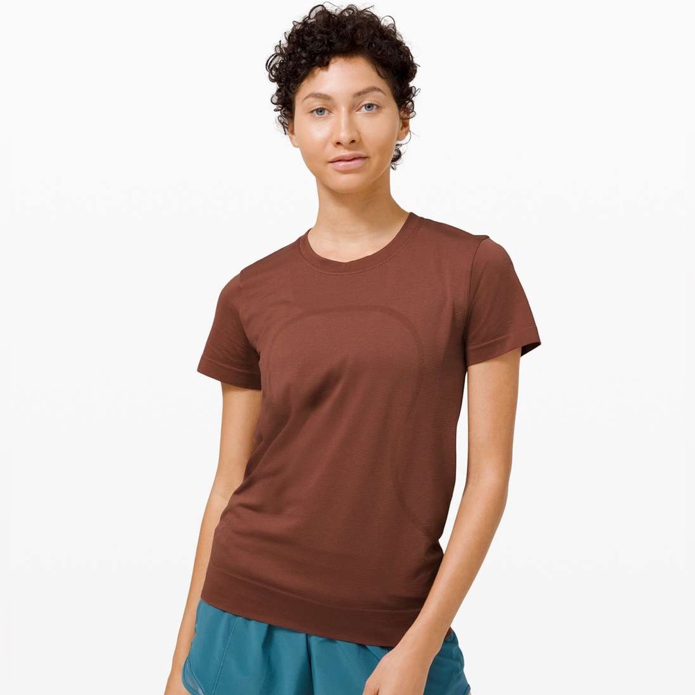 Lululemon Swiftly Breathe Shirt Top Size 8